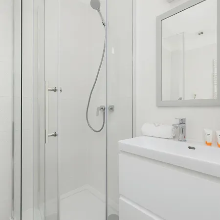 Comfortable With Parking In By Renters Apartament *
