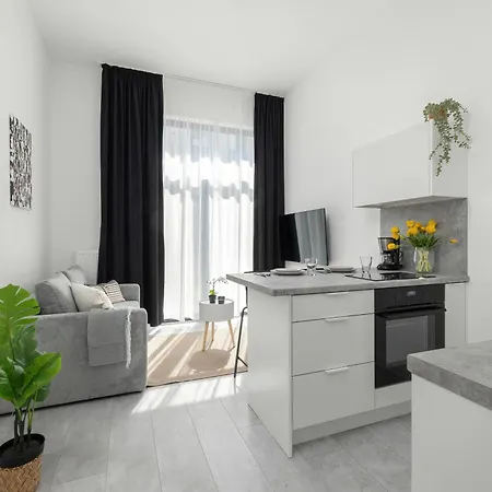 Comfortable With Parking In By Renters Apartamento
