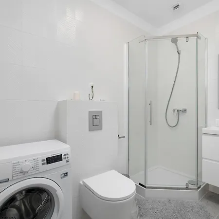 Apartamento Comfortable With Parking In By Renters Szczecin