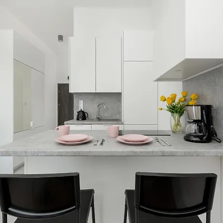 Comfortable With Parking In By Renters Apartamento Szczecin