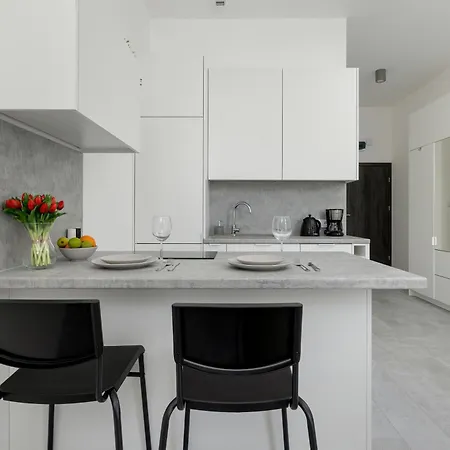 Comfortable With Parking In By Renters Apartament *