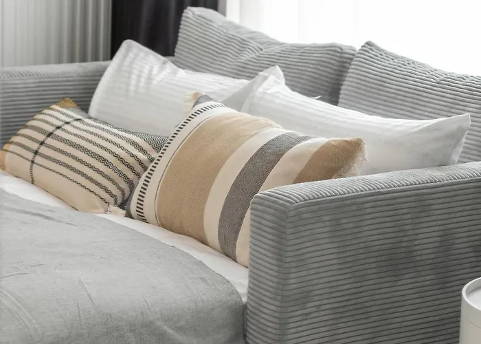 Comfortable With Parking In By Renters شتشيتسين