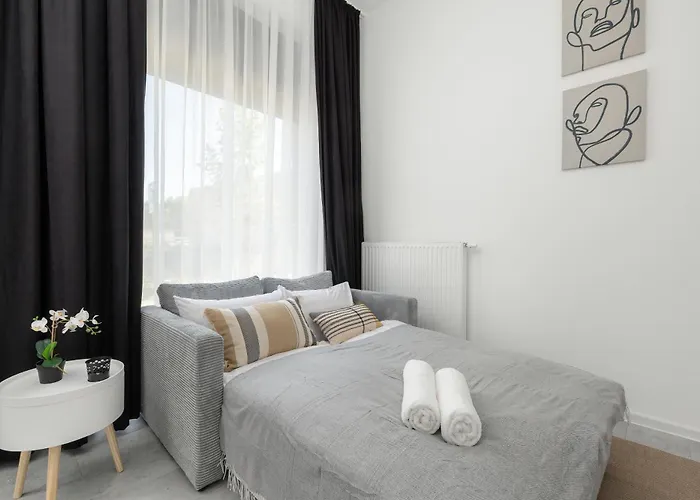 Comfortable With Parking In By Renters