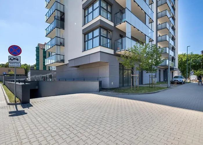 Comfortable With Parking In By Renters Apartament Szczecin