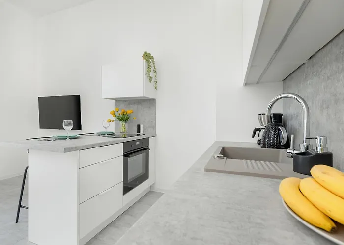 Comfortable With Parking In By Renters Apartamento