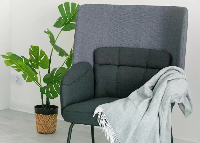 Comfortable With Parking In By Renters Apartament