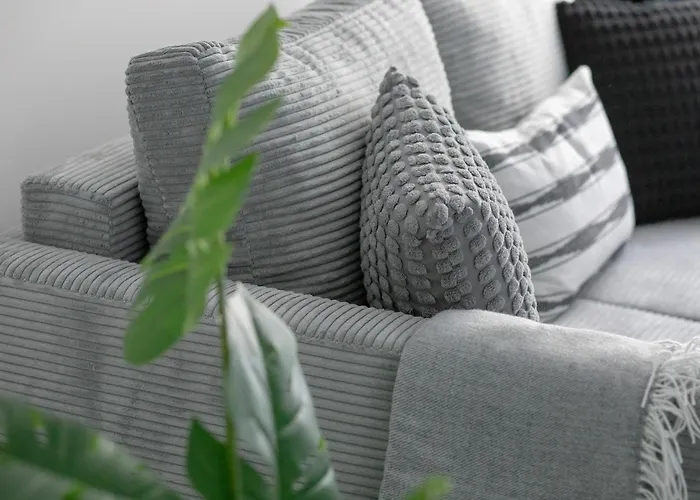 Comfortable With Parking In By Renters * شتشيتسين